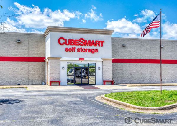 CubeSmart Self Storage - AL Huntsville Memorial Pkwy - 11202 Memorial Parkway Southwest