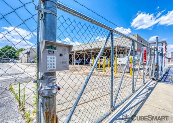 CubeSmart Self Storage - AL Huntsville Memorial Pkwy - 11202 Memorial Parkway Southwest
