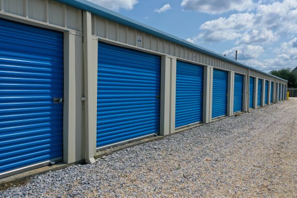 Stowaway Mini Storage - 1941 Grandview Road