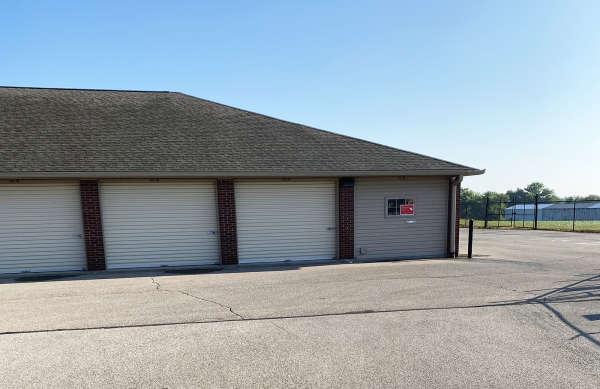 Storage Rentals of America - Germantown - Beechwood Dr - 2376 Beechwood Drive