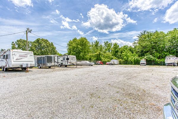 SmartStop Self Storage - Hendersonville - 1931 Spartanburg Hwy - 1931 Spartanburg Highway