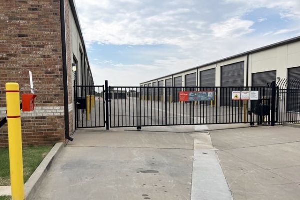 Public Storage - Oklahoma City - 330 SW 104th St - 330 SW 104th St