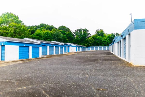 Mini Mall Storage - Shelby - 612 Smith Street
