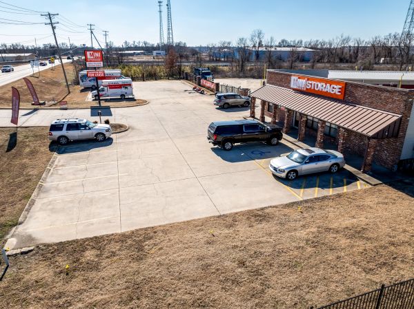 Mini Mall Storage - West Memphis - 701 Arkansas 77