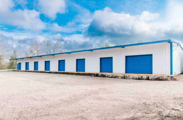 Mini Mall Storage - Cleveland - CR388 - 288 County Road 388
