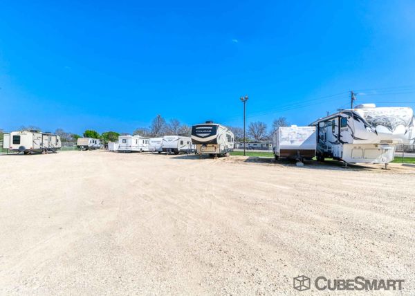 CubeSmart Self Storage - TX Seguin W Kingsbury St - 2015-2021 W Kingsbury St
