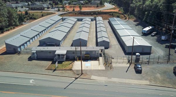 A Plus Self Storage - 25657 Redwood Highway
