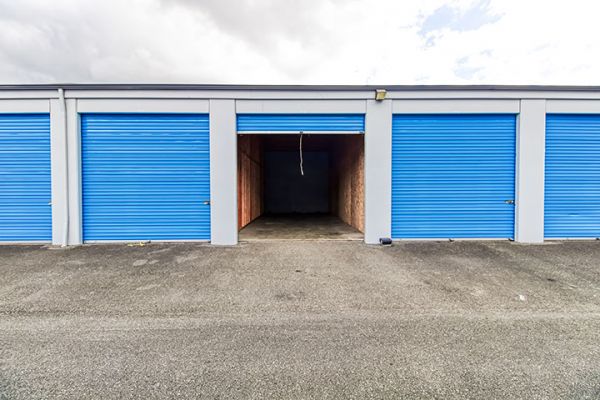 SmartStop Self Storage - Puyallup - 1401 N Meridian Ave - 1401 North Meridian Avenue