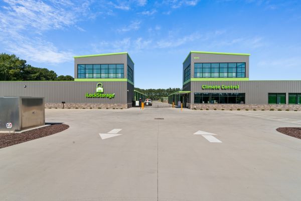 iLock Storage - 1640 Allen Road