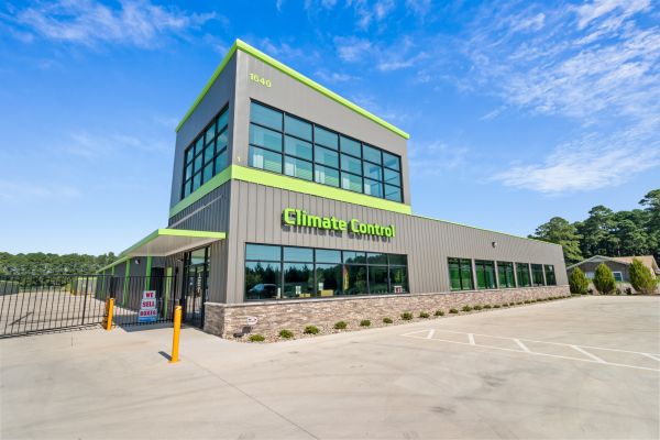 iLock Storage - 1640 Allen Road