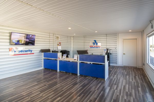 Devon Self Storage - 9173 - Ardmore - 1812 South Commerce Street