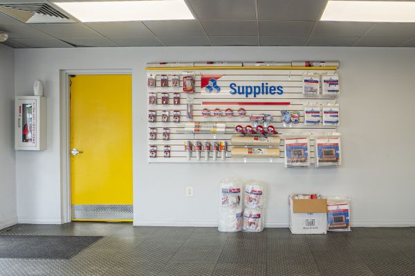 Devon Self Storage - 9178 - Baltimore - 5301 Park Heights Avenue