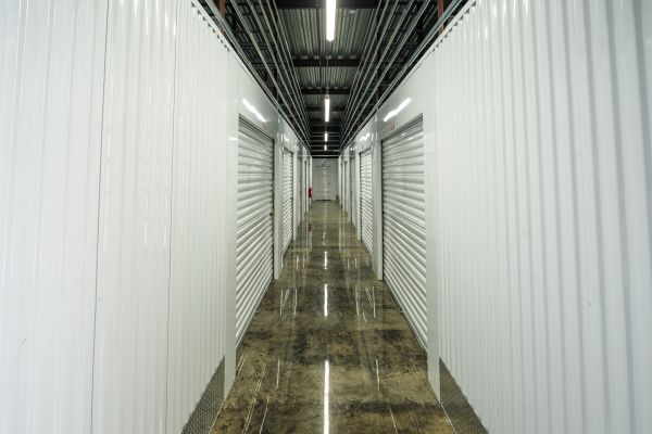 Devon Self Storage - 9191 - Racine - 822 Marquette Street
