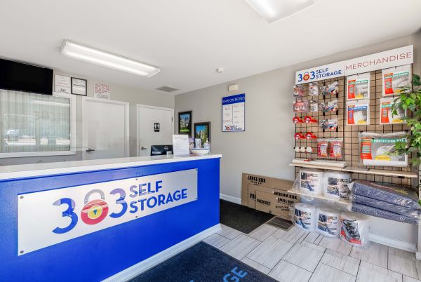 303 Self Storage - Arapahoe - 6800 South Holly Circle