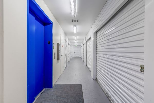 303 Self Storage - Arapahoe - 6800 South Holly Circle