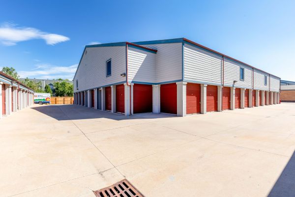 303 Self Storage - Arapahoe - 6800 South Holly Circle