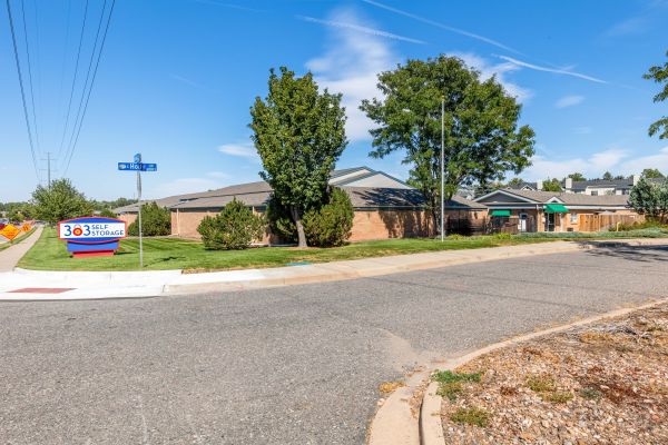303 Self Storage - Arapahoe - 6800 South Holly Circle