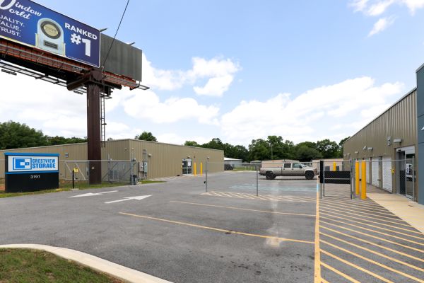 Crestview Storage - 398 Garden Street