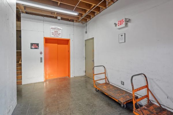 Storage Star Anchorage- North - 225 Boniface Parkway