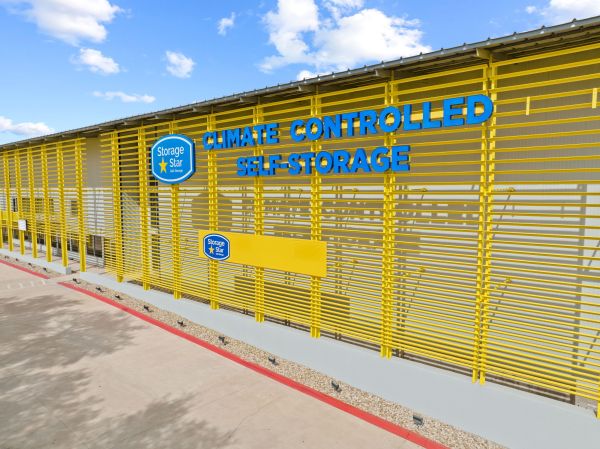 Storage Star Austin - FM 620 - 9311 North Fm 620