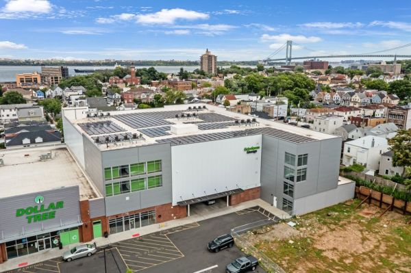 Extra Space Storage - 7717 - Staten Island - Tompkins Ave - 435 Tompkins Avenue