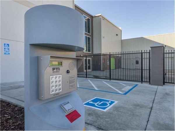 Extra Space Storage - 7741 - Roseville - Washington Blvd - 8405 Washington Boulevard