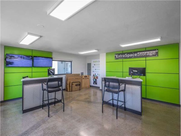 Extra Space Storage - 0463 - Roseville - Junction Blvd - 100 Junction Boulevard