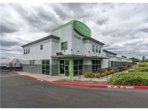 Extra Space Storage - 1232 - Antelope - Roseville Road - 7345 Roseville Road
