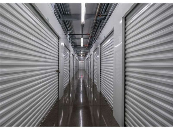 Extra Space Storage - 1232 - Antelope - Roseville Road - 7345 Roseville Road