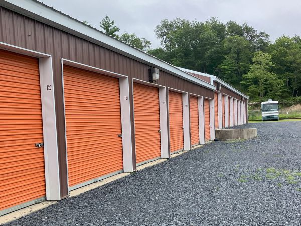 Load and Lock Self Storage - Palmerton - 3785 Forest Inn Road
