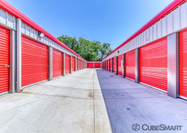 CubeSmart Self Storage - IL Pekin Broadway St - 1101-1111 Broadway St