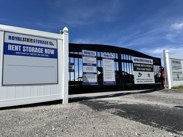 Royal State Storage - 910 N State Route 7