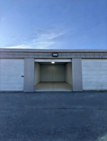 Royal State Storage - 910 N State Route 7
