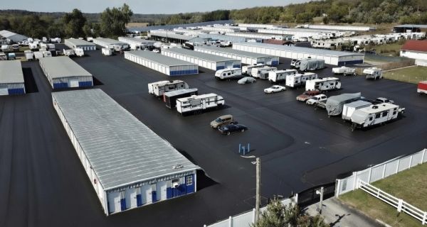 Royal State Storage - 910 N State Route 7