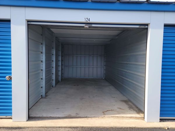 Storage Sense - Hi-Nella - 705 Warwick Road
