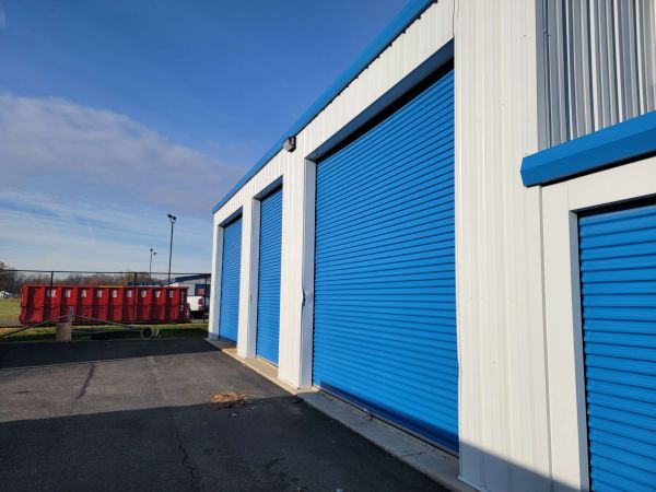 Storage Sense - Hi-Nella - 705 Warwick Road