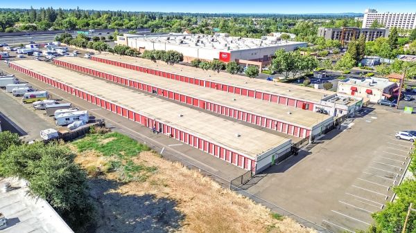 Extra Space Storage - 7908 - Rancho Cordova - Folsom Blvd - 11055 Folsom Boulevard