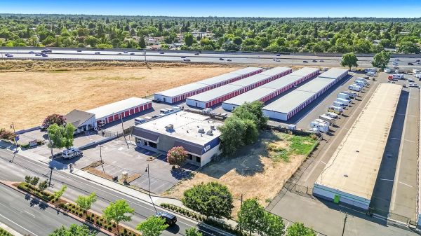 Extra Space Storage - 7908 - Rancho Cordova - Folsom Blvd - 11055 Folsom Boulevard
