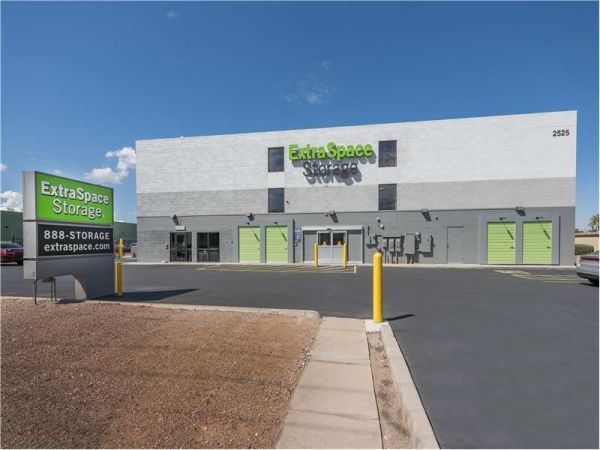 Extra Space Storage - 1806 - Tucson - No Tucson Blvd - 2525 North Tucson Boulevard