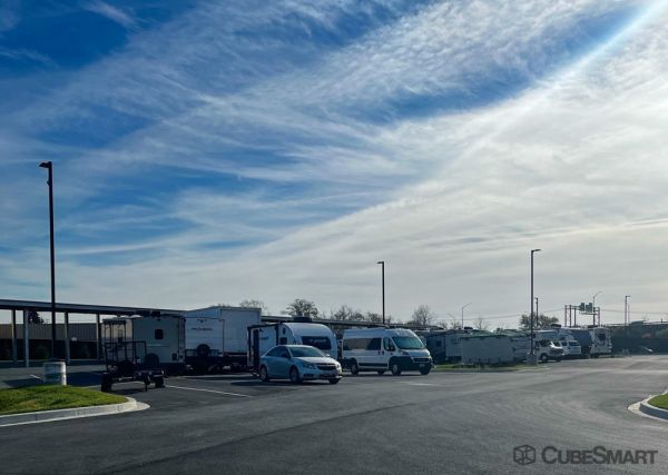 CubeSmart Self Storage -MD Frederick East South St - 811 East South Street