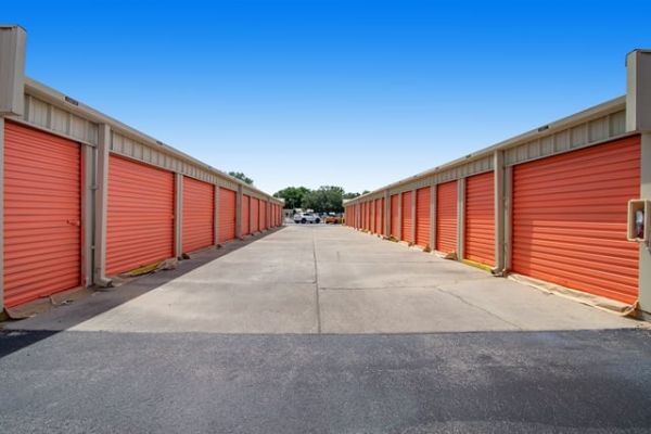Public Storage - Belleview - 12279 SE US Highway 441 - 12279 SE US Highway 441