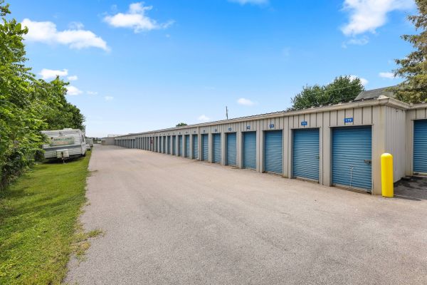 Storage Sense - Bird in Hand - 249 Railroad Avenue