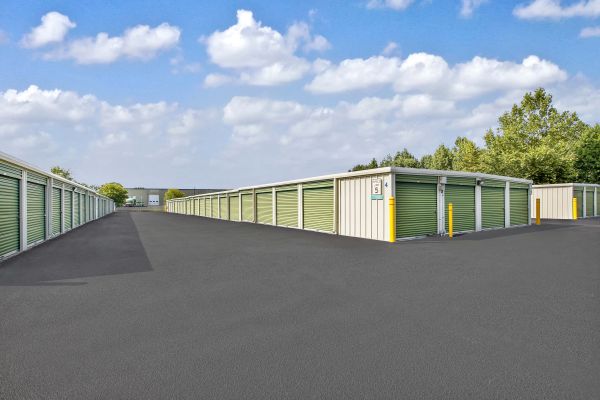 Prime Storage - Southampton - 124 Eayrestown Road