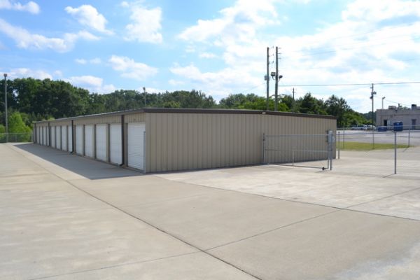 Metro Mini Storage- Center Point - 109 Polly Reed Road Northeast
