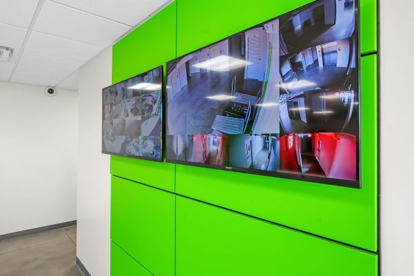 Extra Space Storage - 7308 - Phoenix - 25th Ave - 10425 North 25th Avenue