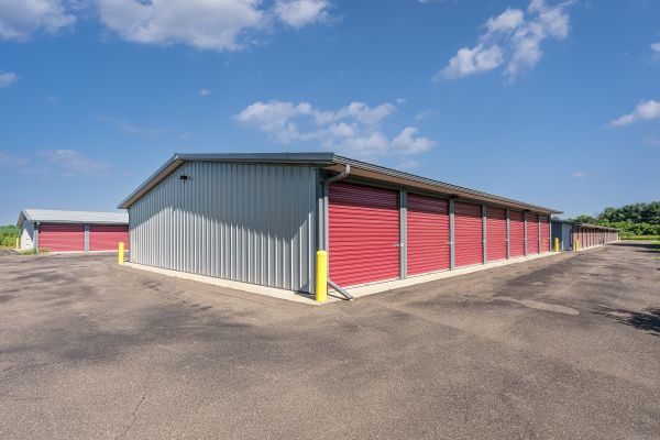 Book Now Storage - Fall Creek - 780 East Lincoln Avenue