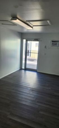 BeachSide Storage Business Park - 140 Tomahawk Drive