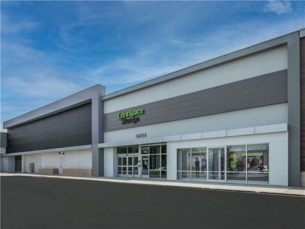 Extra Space Storage - 1904 - El Cajon - Fletcher Pkwy - 575 Fletcher Parkway