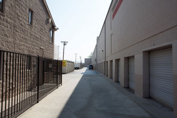 EZ Storage Desoto, L.P. - 9420 De Soto Avenue