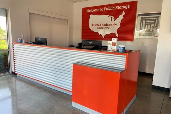 Public Storage - Indianapolis - 5030 N Keystone Ave - 5030 N Keystone Ave